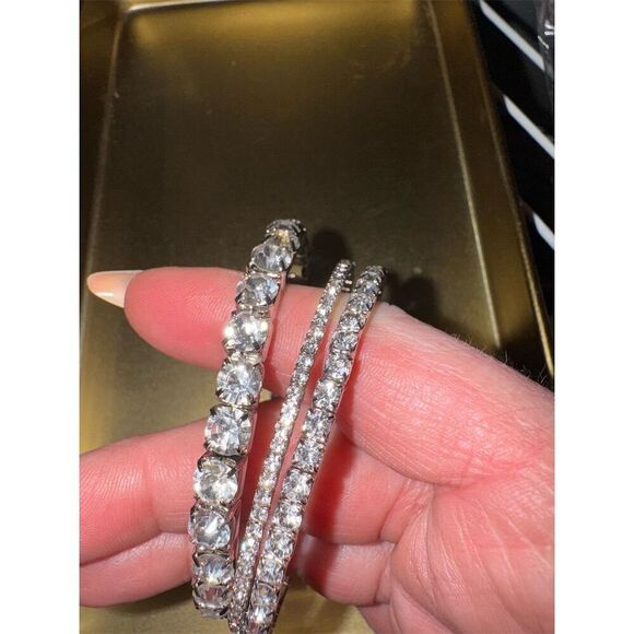 Jessica Simpson Rhinestone Bangle Bracelet Set Stackable Clear - Picture 6 of 7